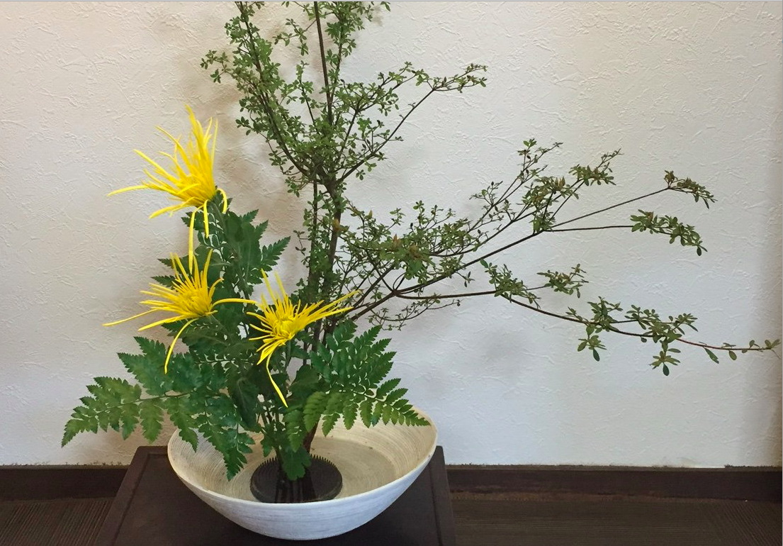 Ikebana（Japanese flower arrangement）experience in Kyoto ...